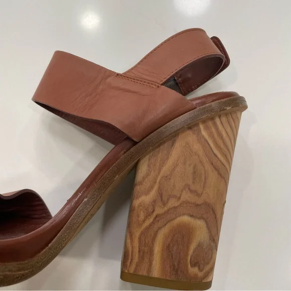Vince wood Block Heel Sandals - Picture 11 of 15